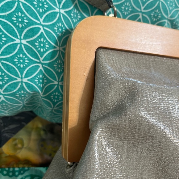 REHAB! Kate Spade wood frame cross body - Picture 8 of 16